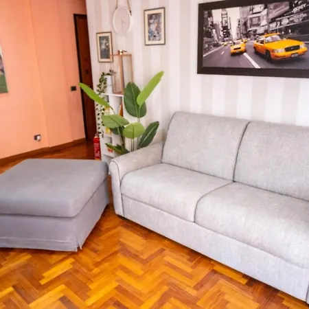 Ltpanella Jacqueline Rom