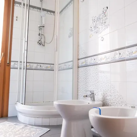 Ltpanella Jacqueline روما